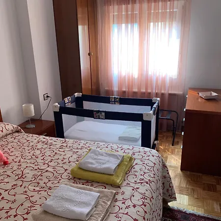 Centro Estacion Bus-tren A 5 Min Parking Apartment
