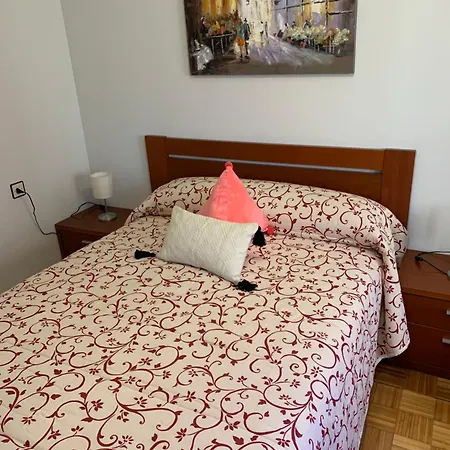 Centro Estacion Bus-tren A 5 Min Parking Apartment